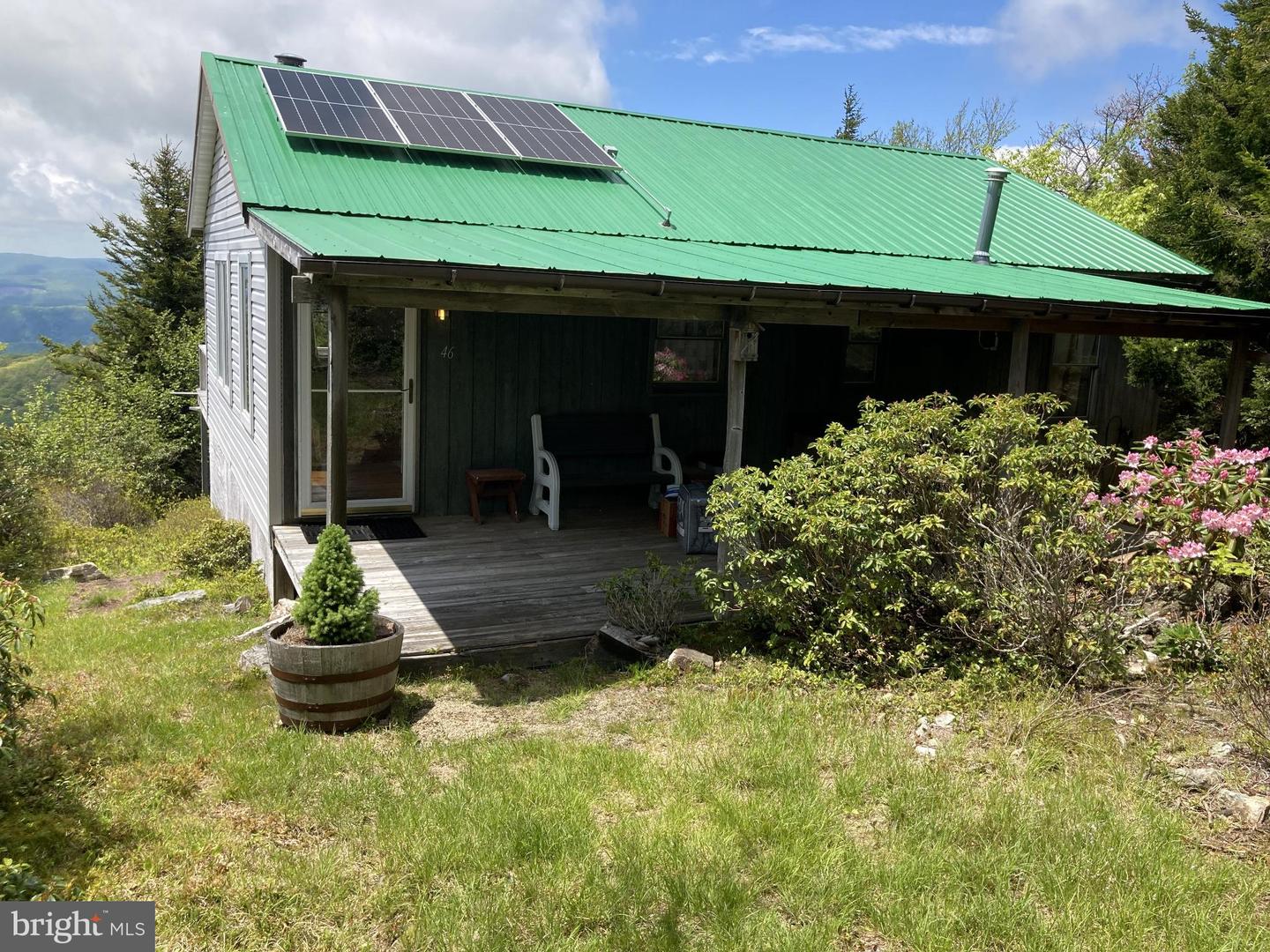 46 Pond Road, Franklin
