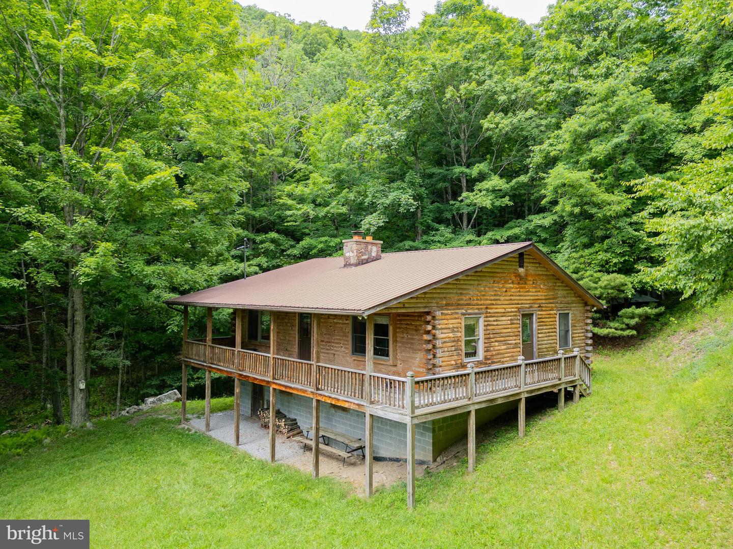 1862 Hawbush Road, Circleville