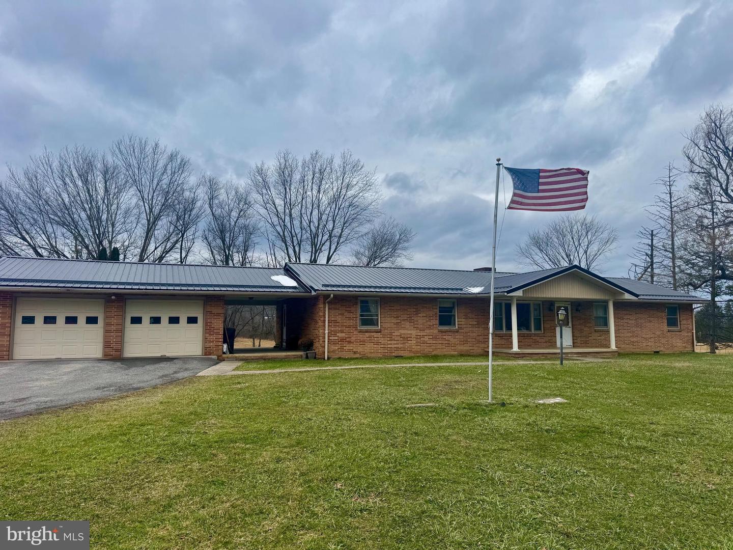 5178 Beverly Pike, Beverly